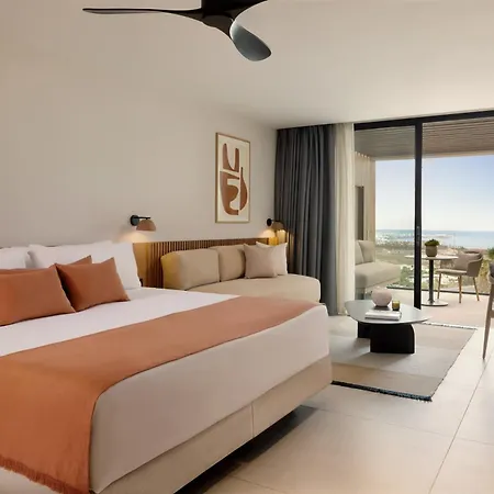 Royal Hideaway Corales Hotel