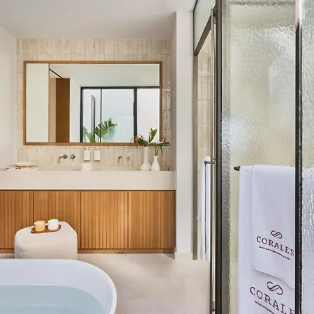 Royal Hideaway Corales Hotel 5*