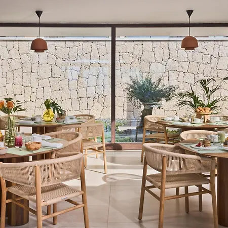 Royal Hideaway Corales Szálloda